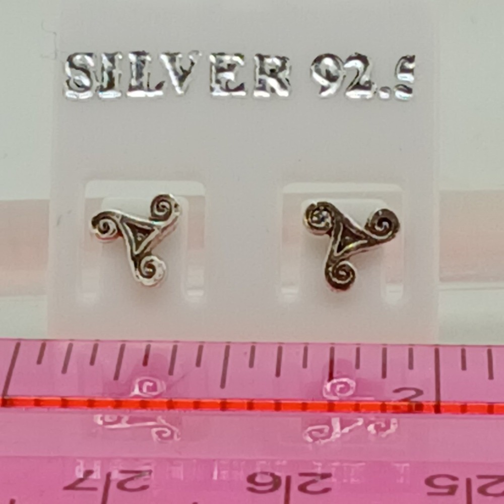 Sterling Silver Celtic Triskelion Stud Earrings Triple Spiral Triskele Vintage - Picture 10 of 16